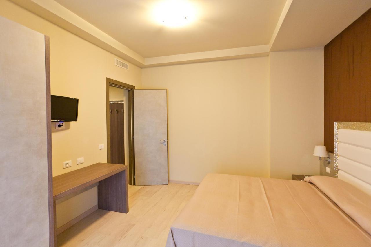 تْشيزيناتيكو Residence Elisabetta المظهر الخارجي الصورة