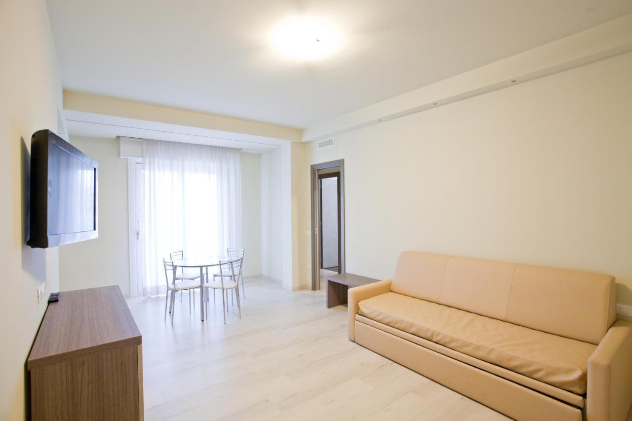 تْشيزيناتيكو Residence Elisabetta المظهر الخارجي الصورة