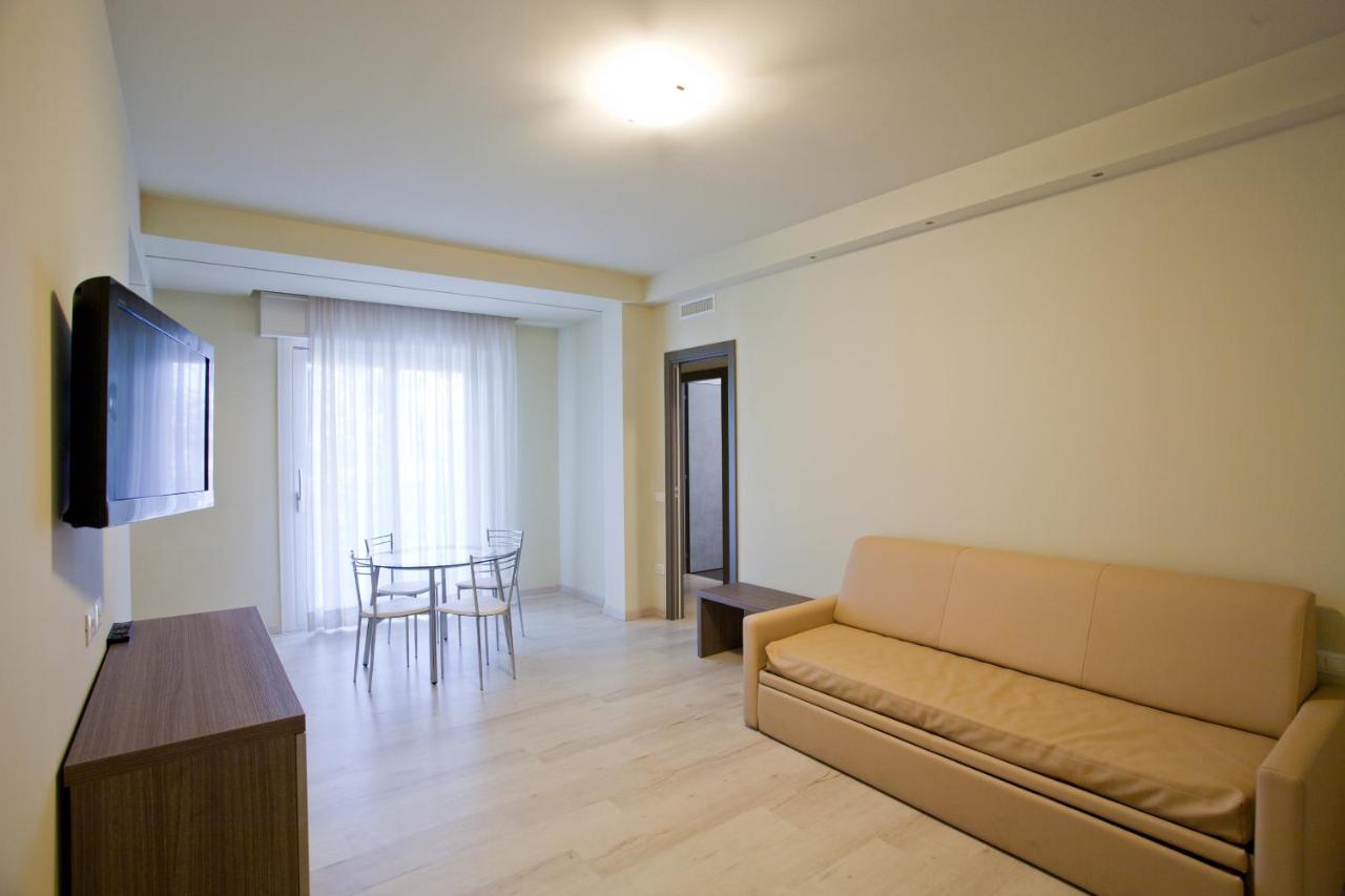 تْشيزيناتيكو Residence Elisabetta المظهر الخارجي الصورة