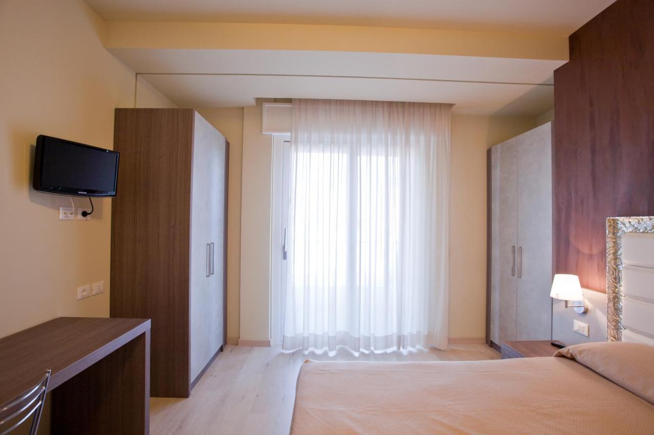 تْشيزيناتيكو Residence Elisabetta المظهر الخارجي الصورة