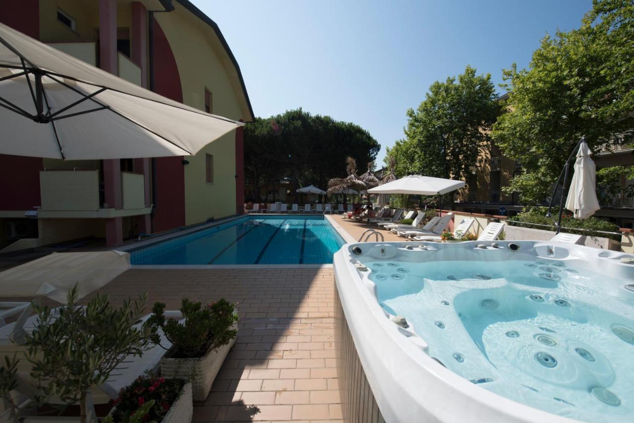 تْشيزيناتيكو Residence Elisabetta المظهر الخارجي الصورة